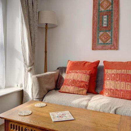 Katrinas Apartment By Treetop Property Cirencester Luaran gambar