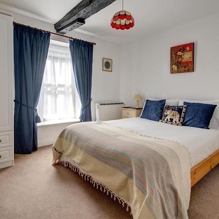 Katrinas Apartment By Treetop Property Cirencester Luaran gambar